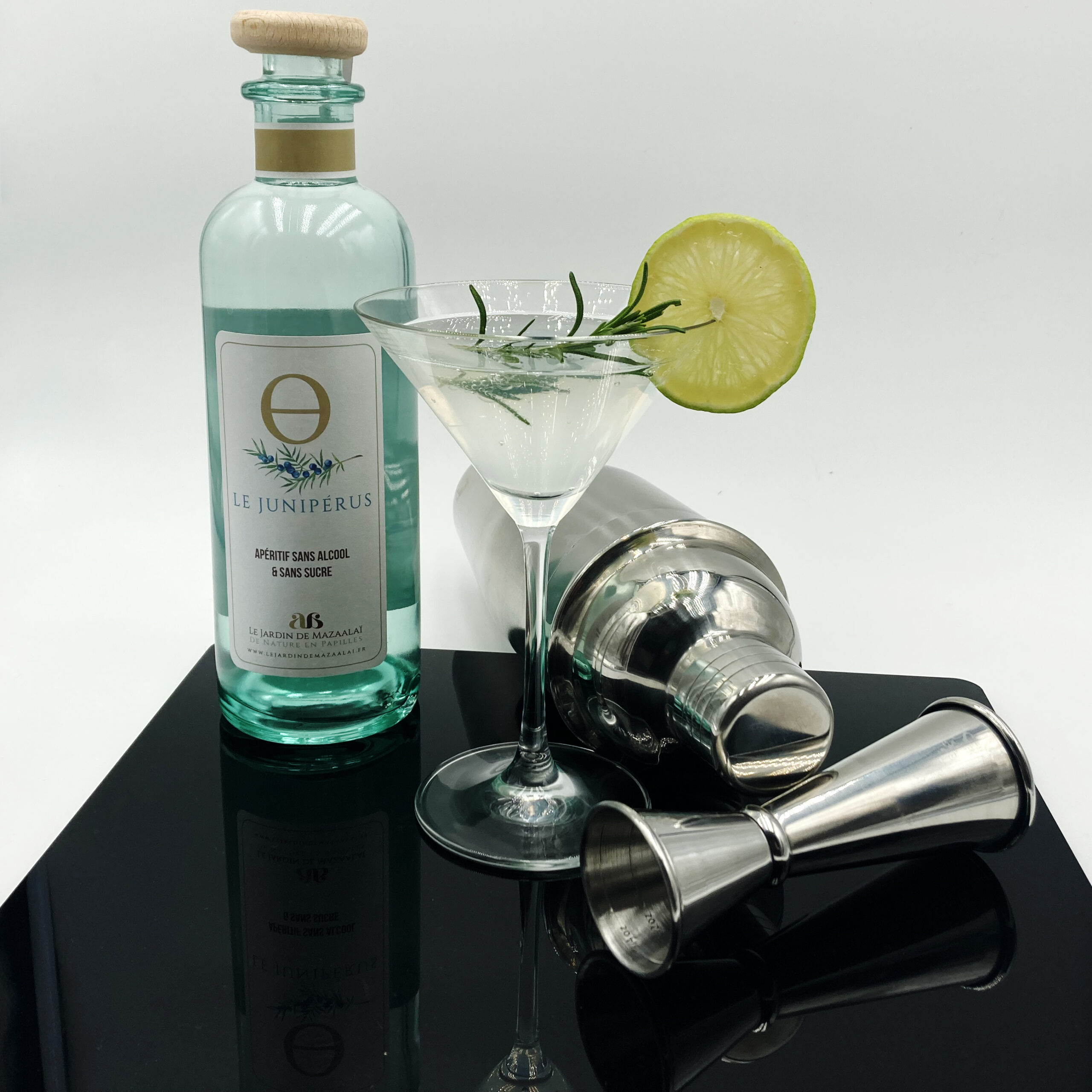 Juniperus aperitif sans alcool cocktail 1 scaled