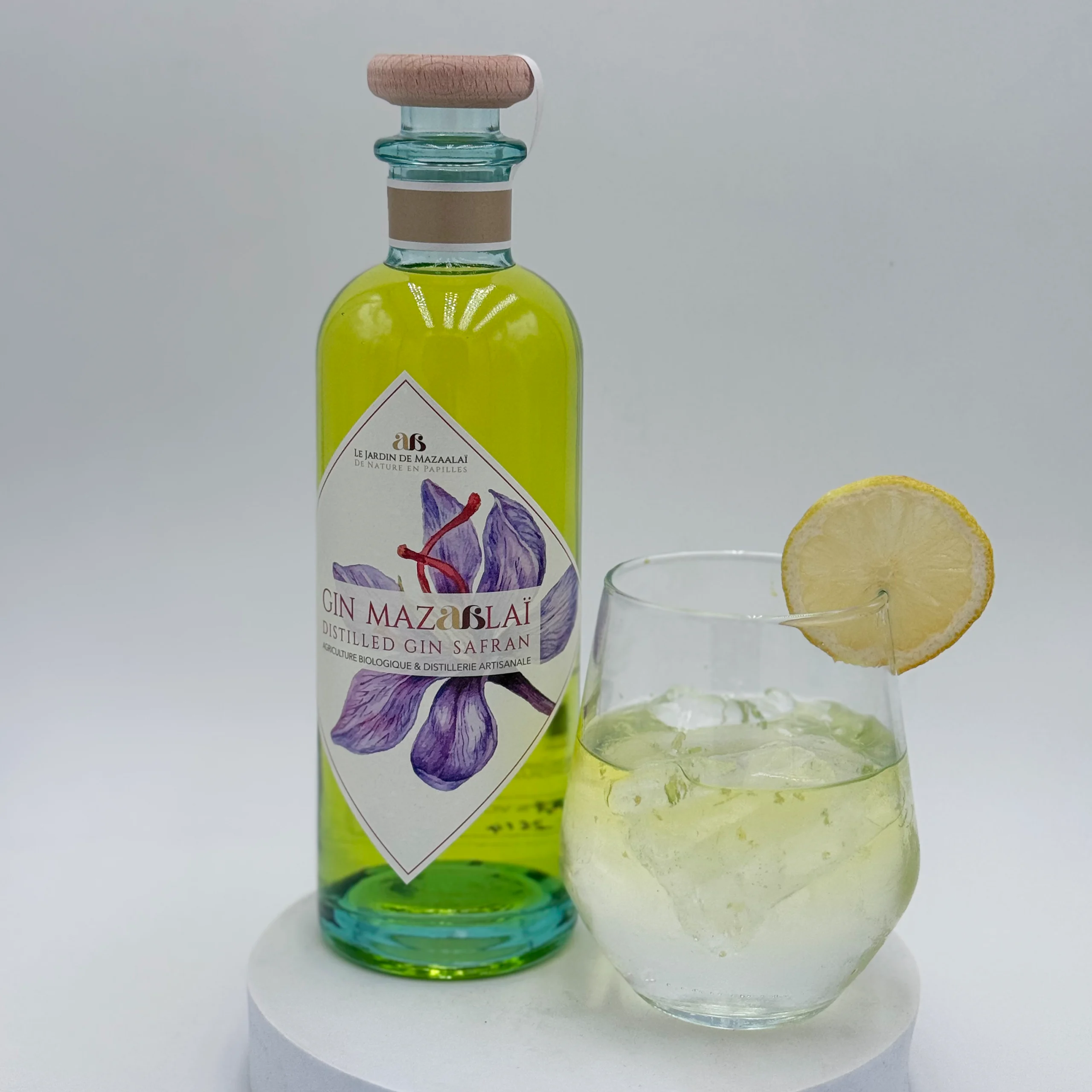 Mazaalaï Gin safran gin bio d exception infusé au safran